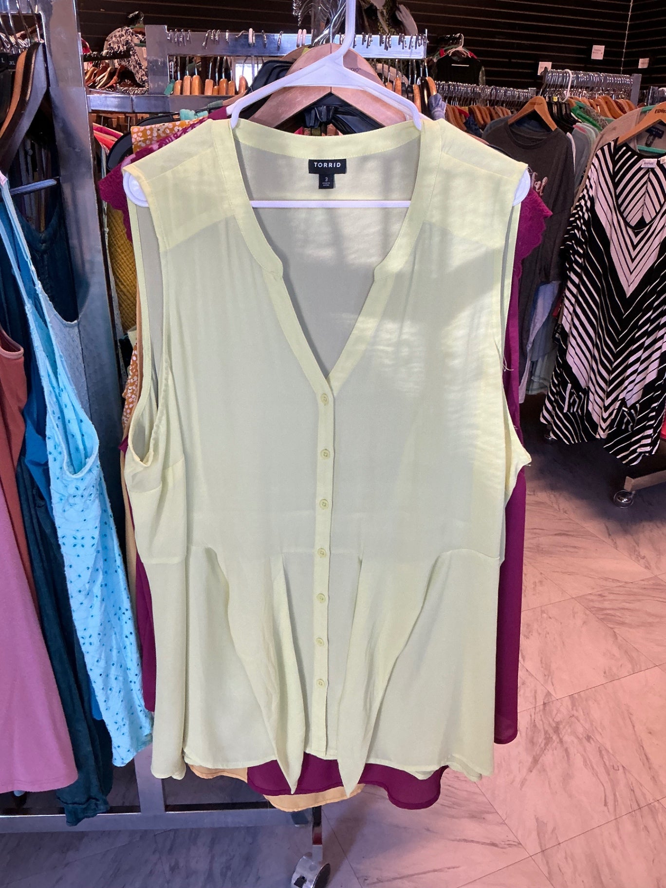 Torrid Sleeveless Blouse 3 Light Yellow