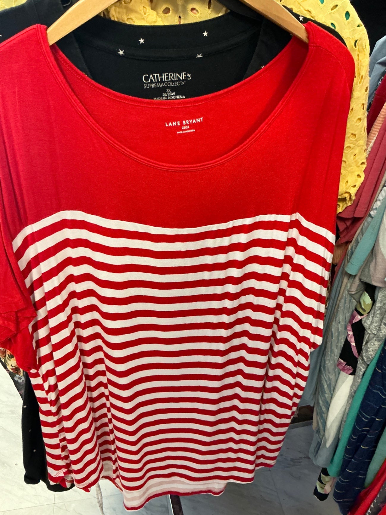 Lane Bryant T-Shirt 22/24 Red and White