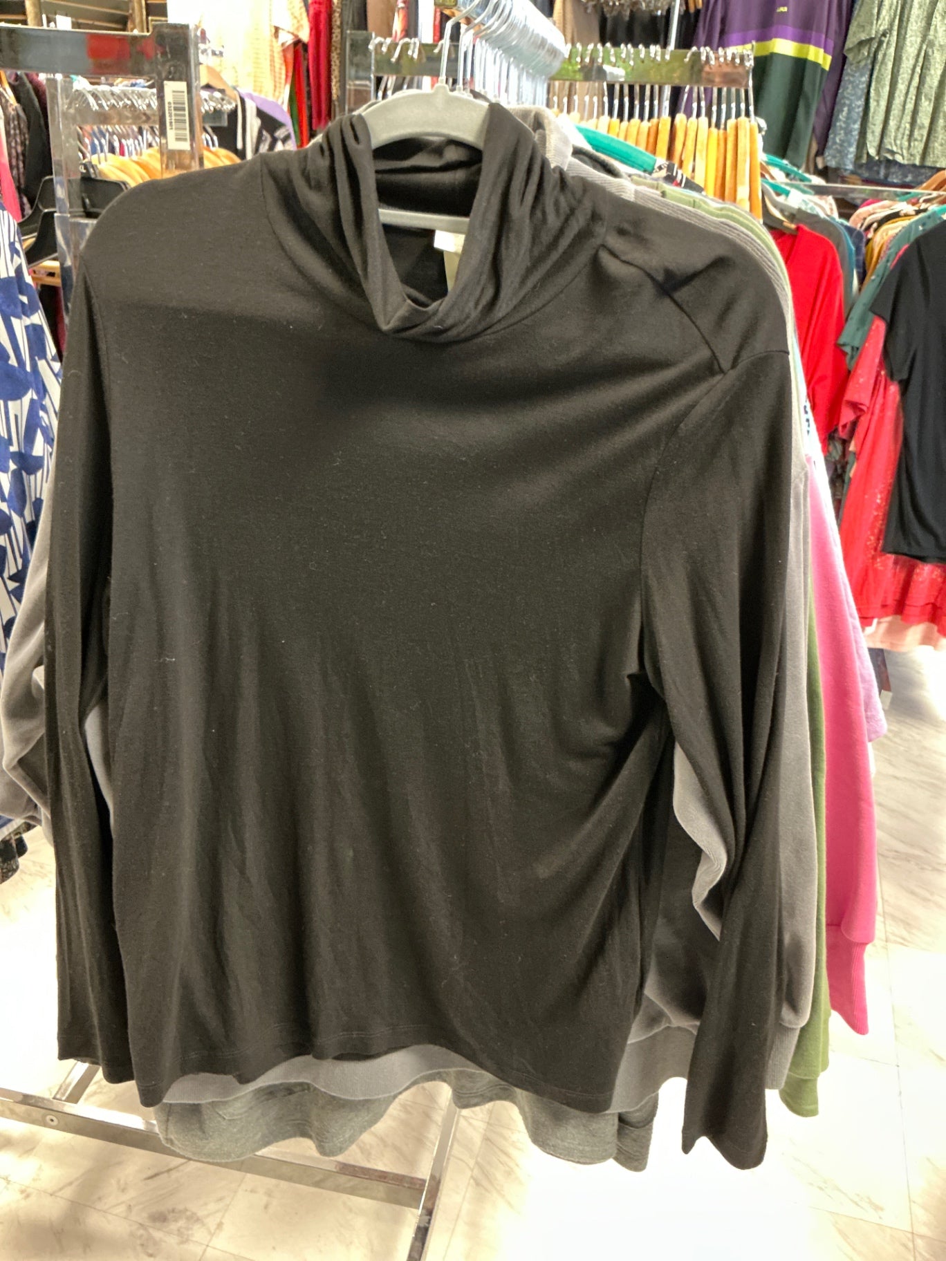 H & M Turtleneck T-Shirt XL Black