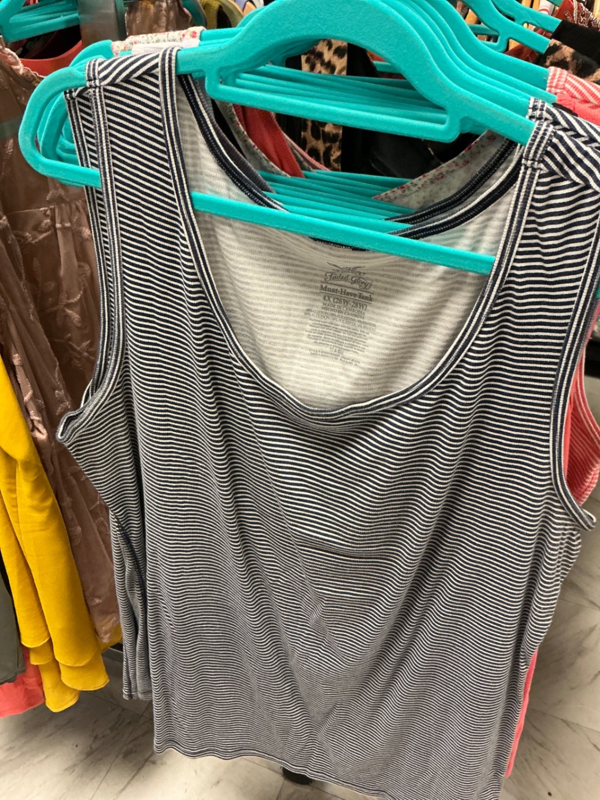 Faded Glory Tank Top 4X Navy and White Striped
