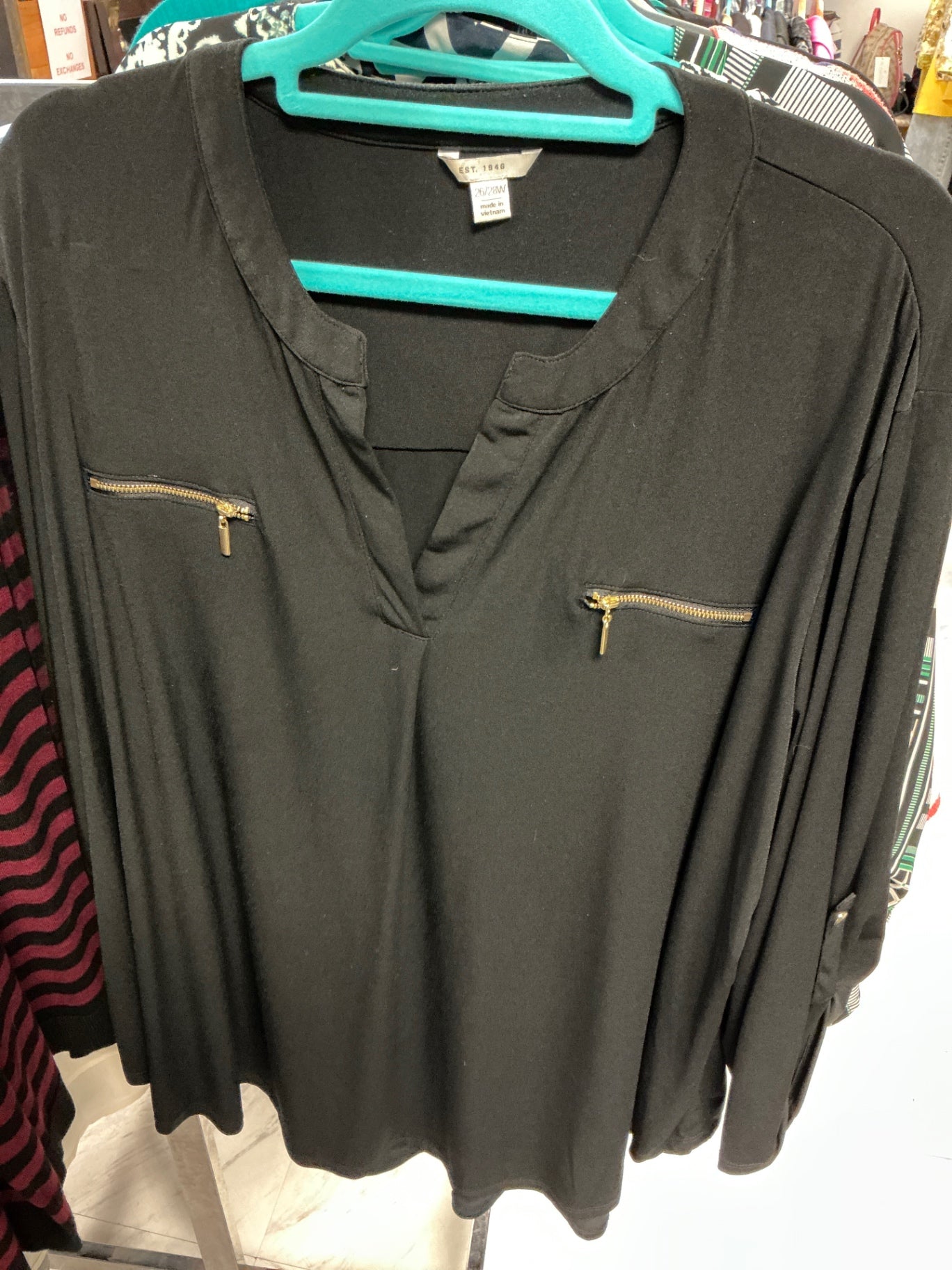 EST. 1946 Blouse 26/28 Black