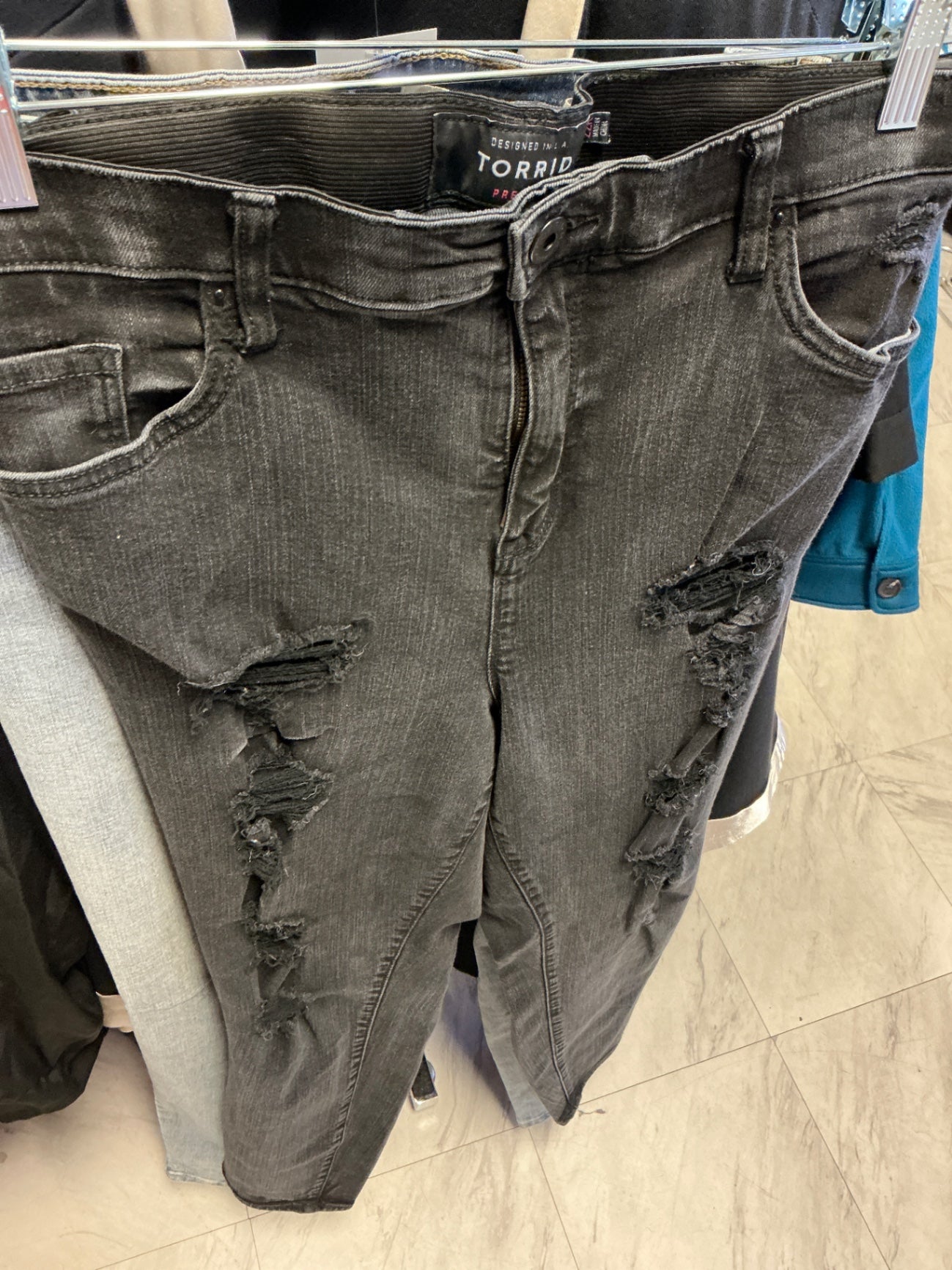 Torrid Distressed Jeans 22R Black