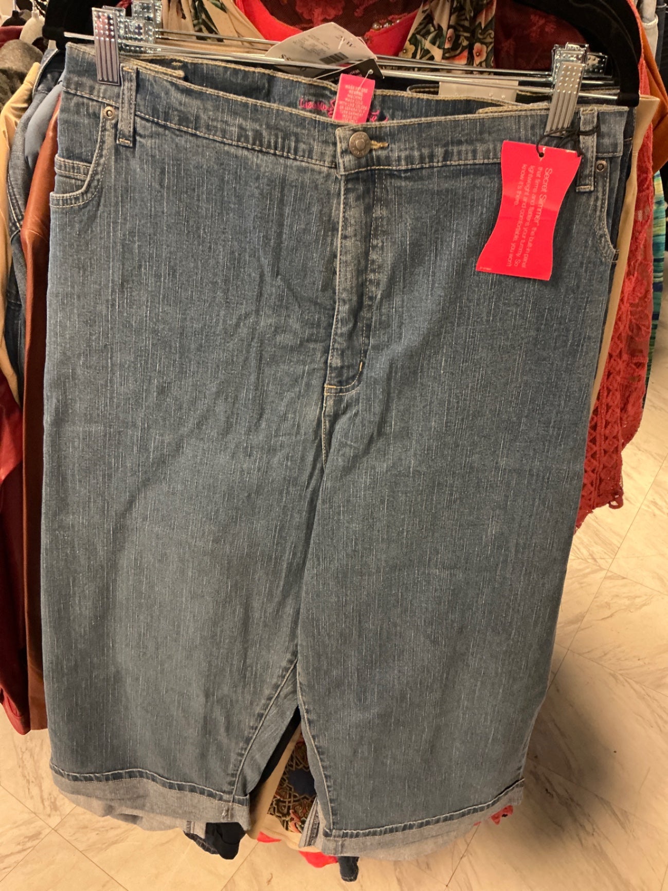 Liz&Me Denim Capri - Blue - 28W NWT