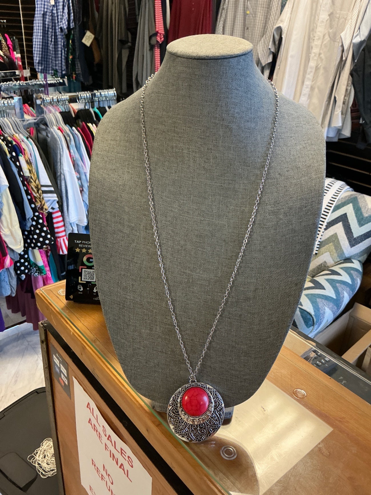 Necklace - Red and silver -
