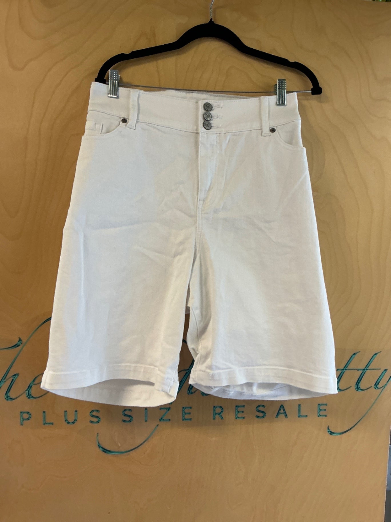 Torrid Shorts - White - 26