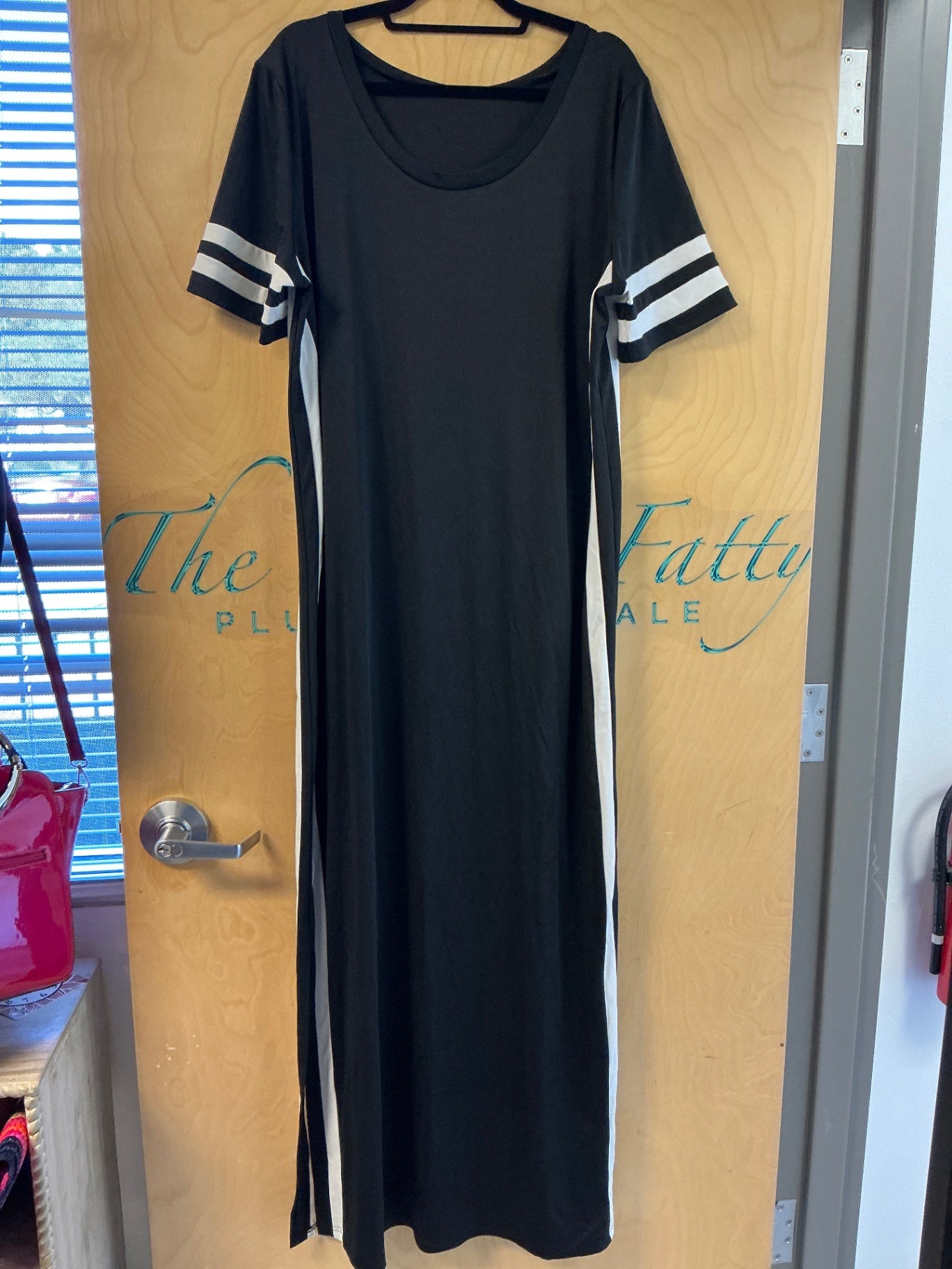 Dress - Black with white accents - 3XL