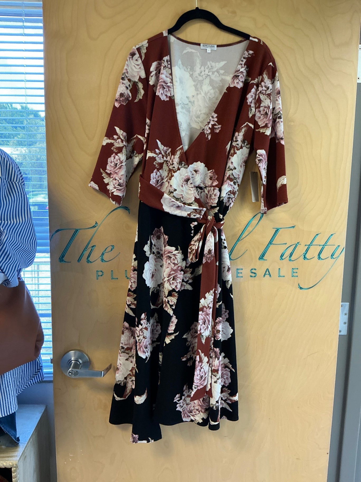 KIYONNA Wrap Dress - Brown and black with floral pattern - 1 NWT