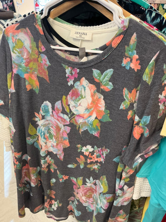 Honeyme Curvy T-Shirt - Charcoal with Floral Print NWOT
