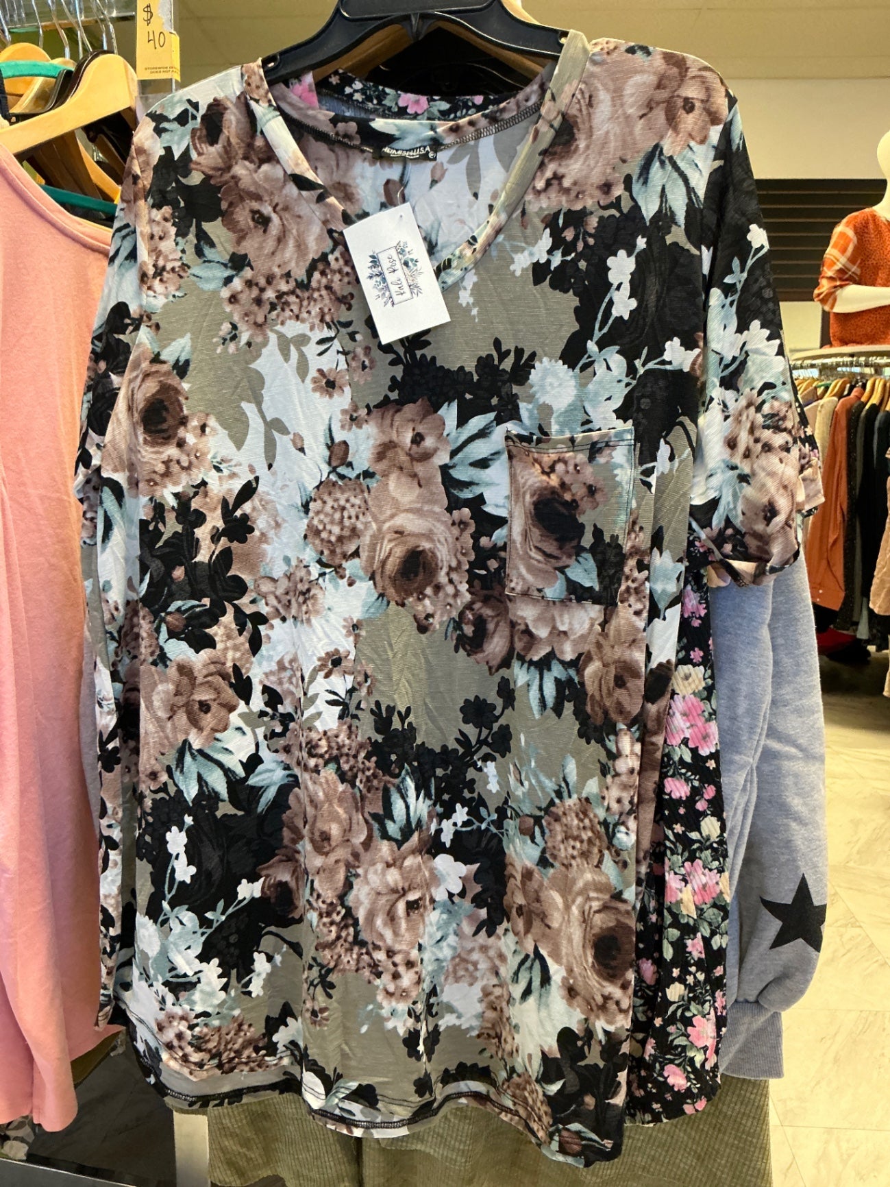 Heimish USA T-Shirt Brown Floral NWT