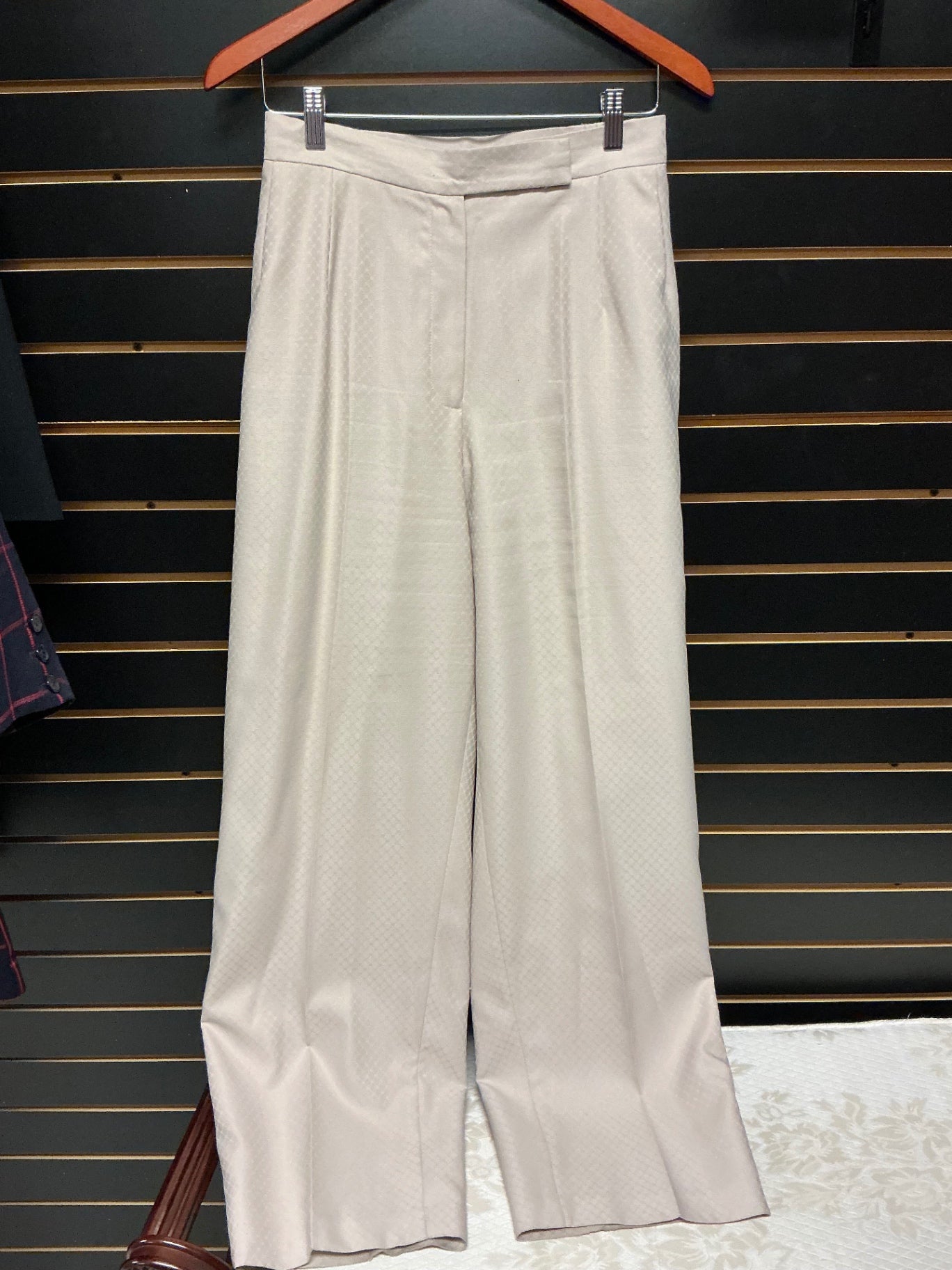 Unknown Wide-Leg Trousers 20 Beige