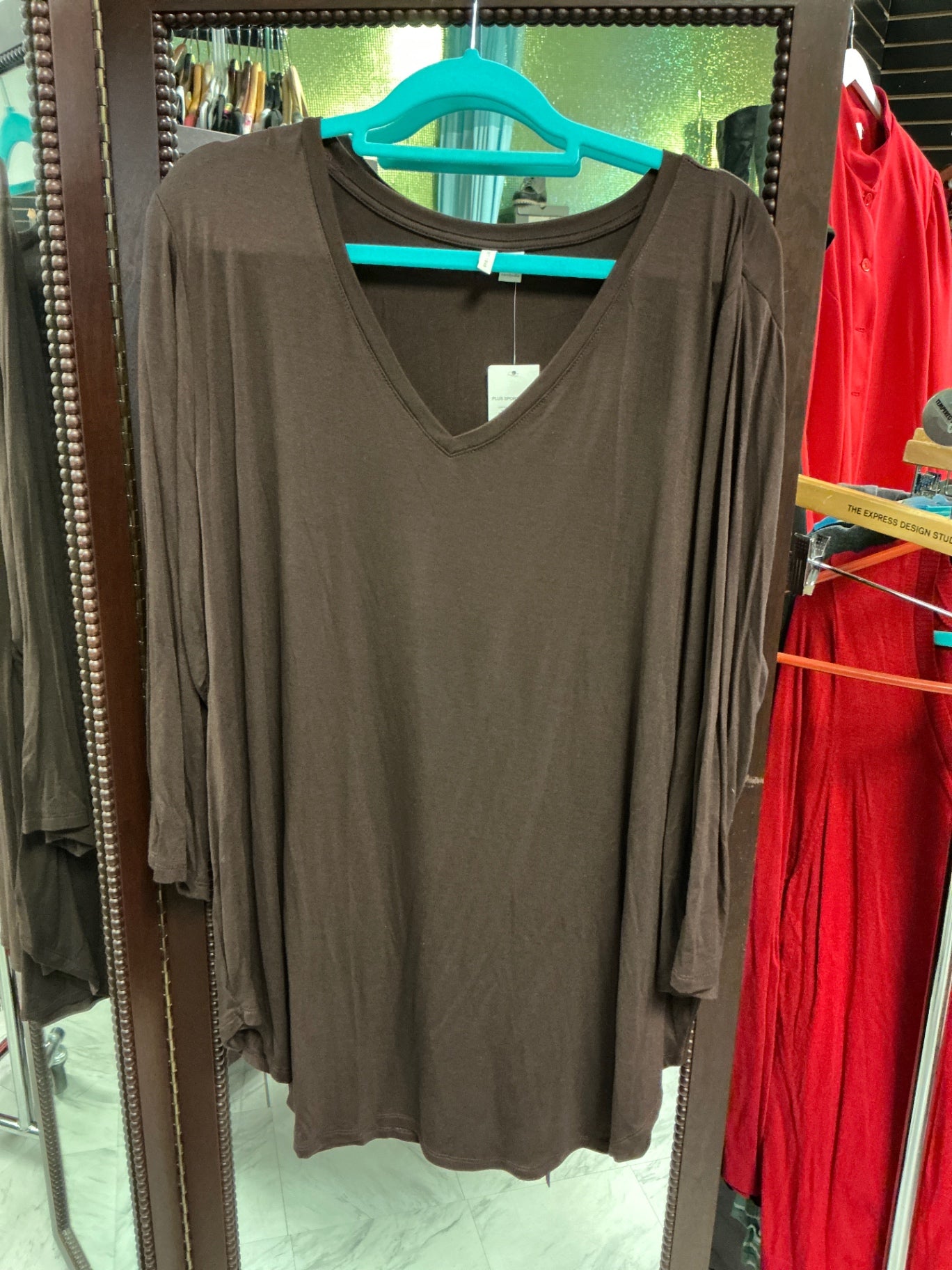 EST. 1946 Long Sleeve Top 22/24 Brown NWT