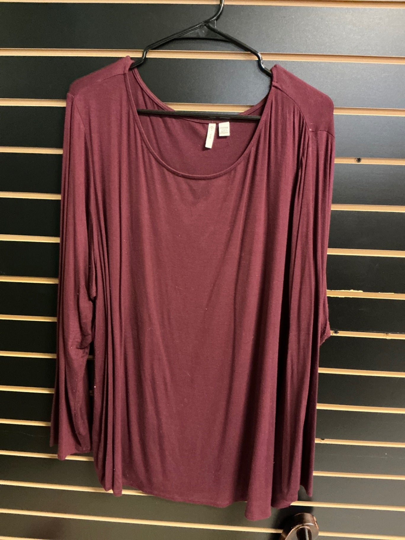 EST. 1946 Long Sleeve Top 22/24 Burgundy