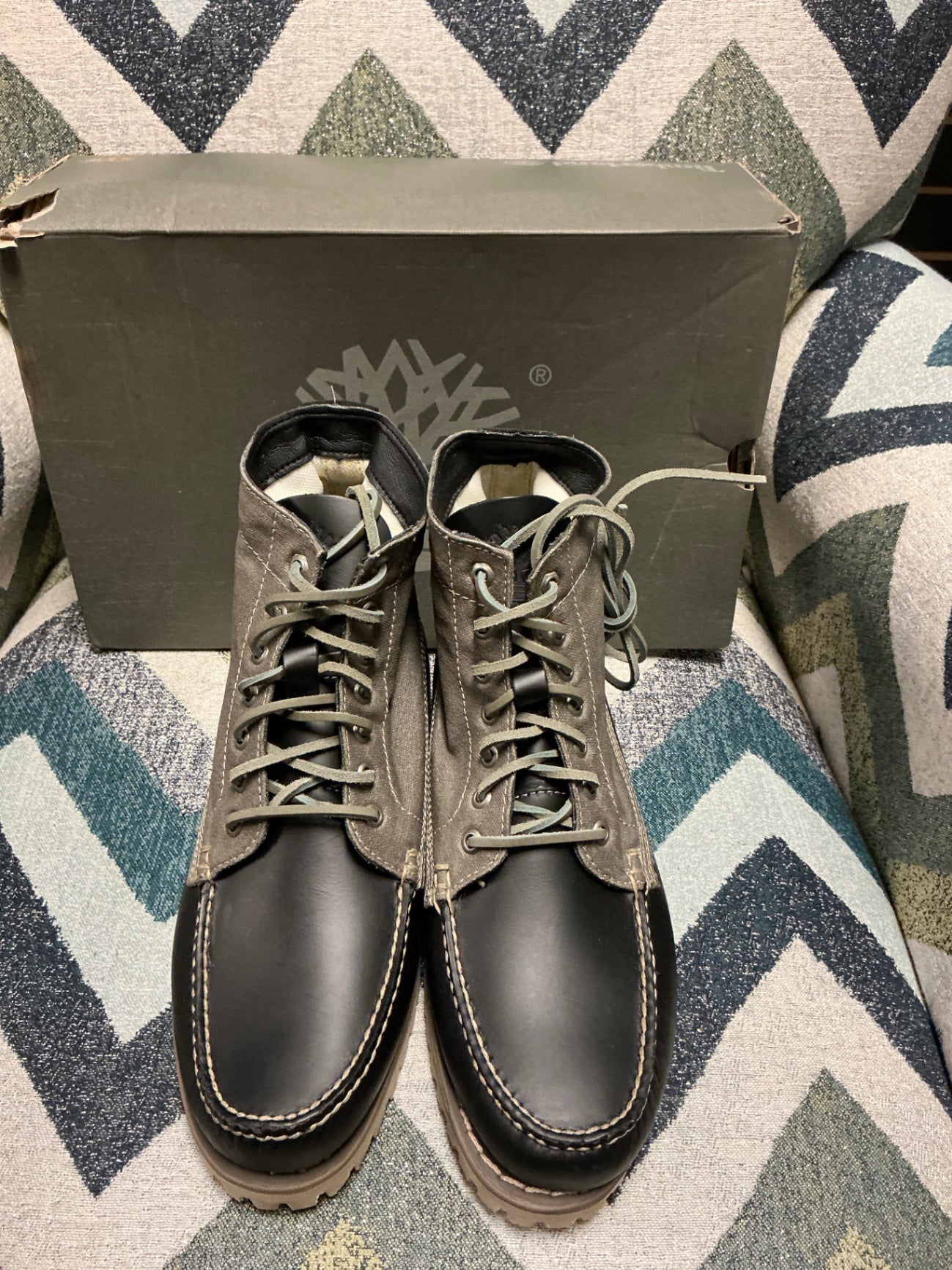 Timberland Boots M9/W11 Black and Grey