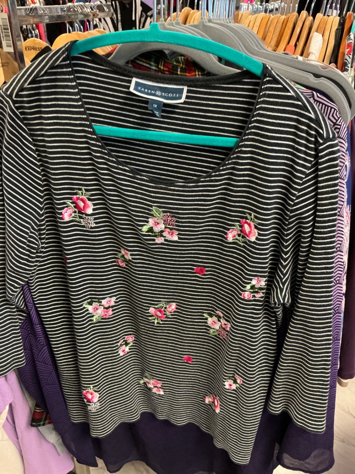 Karen Scott Blouse 1X Black and White