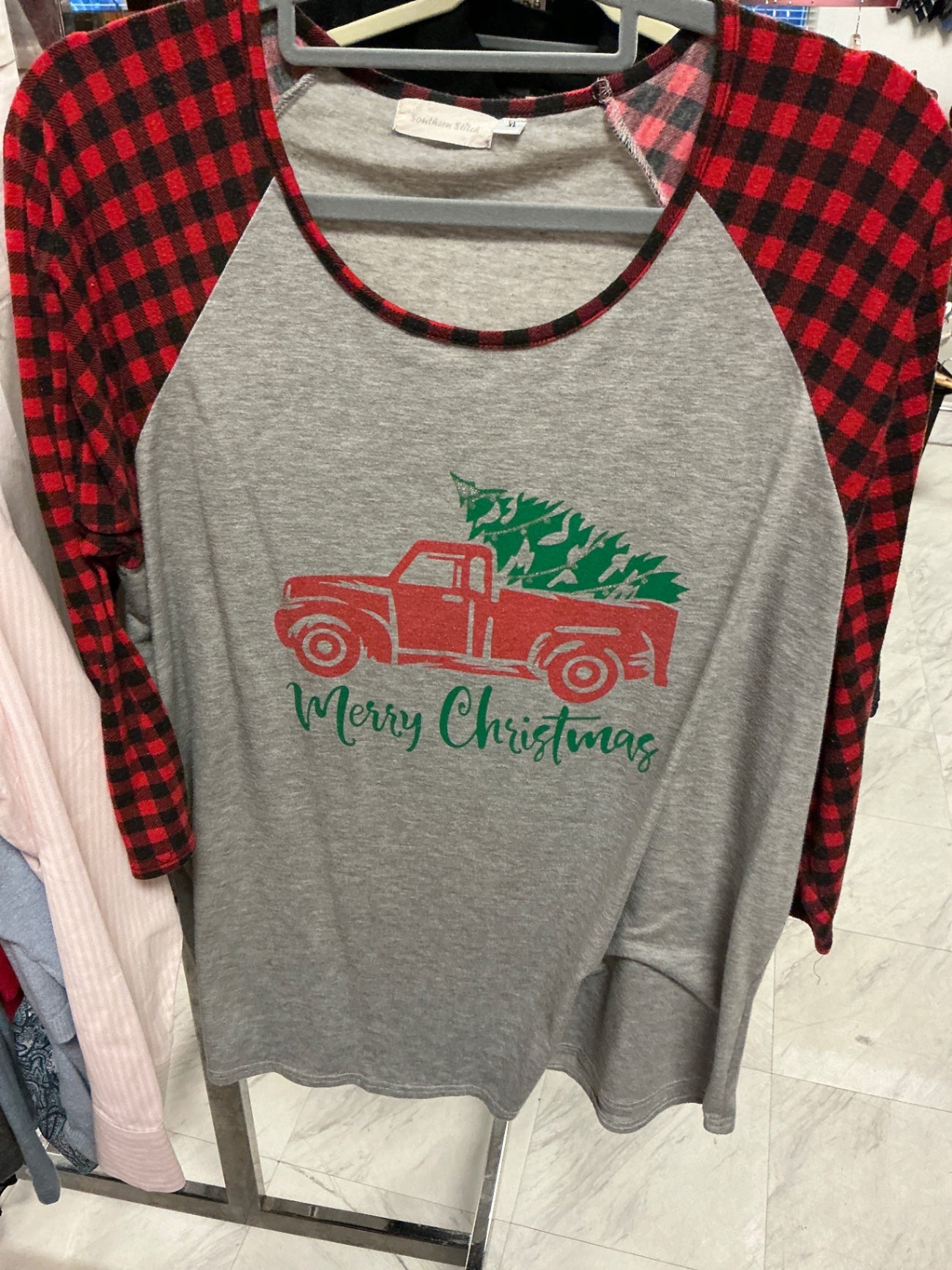 Southern Style Raglan T-Shirt XL Gray and Red