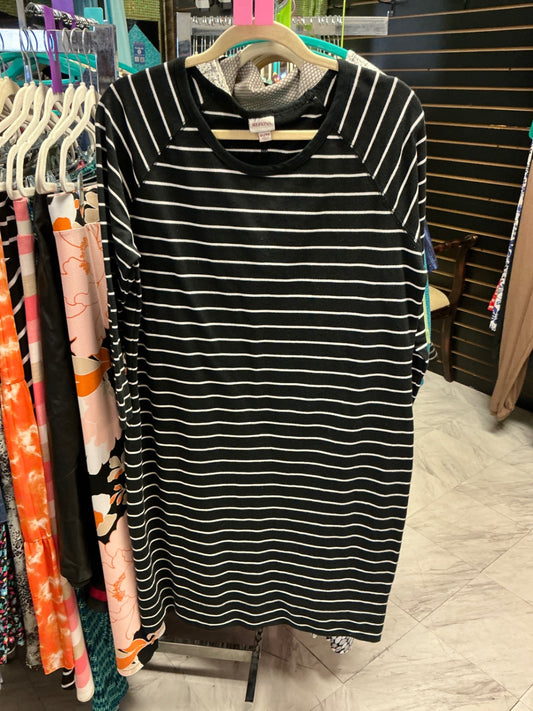 Merona Dress XL Black and White