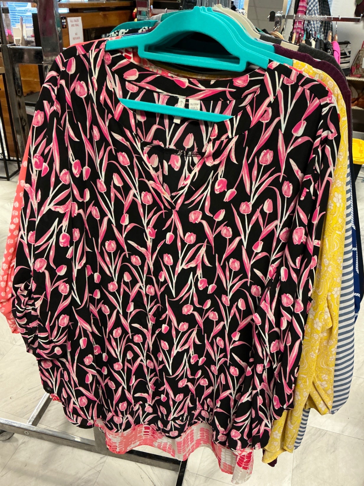 EST. 1946 Blouse 26/28 Black with Pink Floral Print