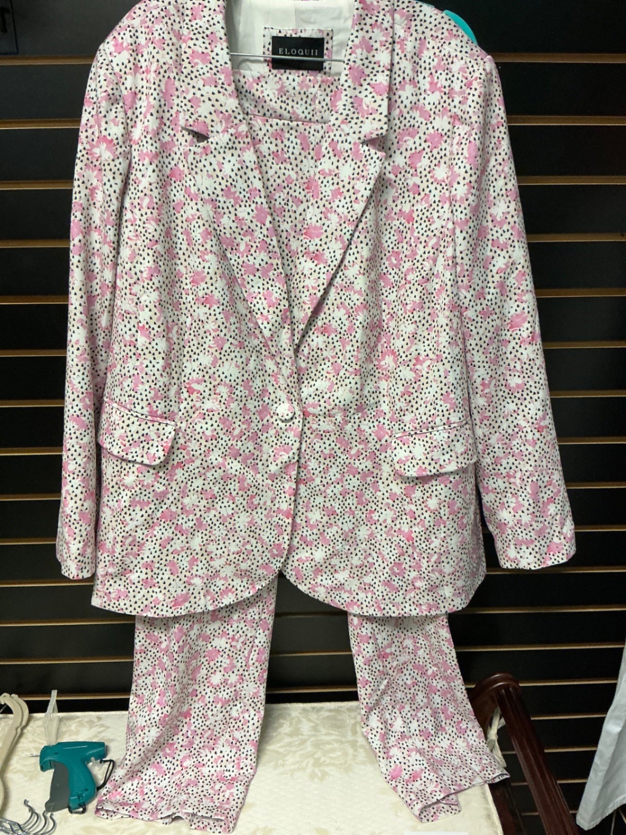 Eloquii Suit 28 Pink and White NWT