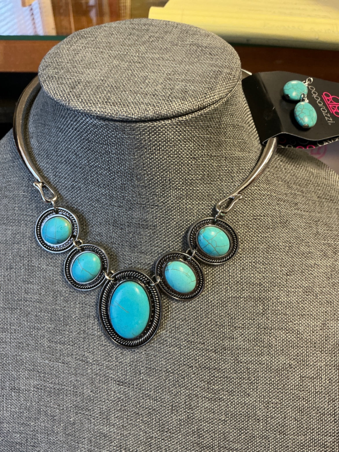 Paparazzi Necklace 2 pc Set Turquoise NWT