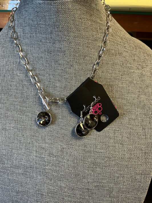 Paparrazi Necklace 3 pc Set Silver NWT