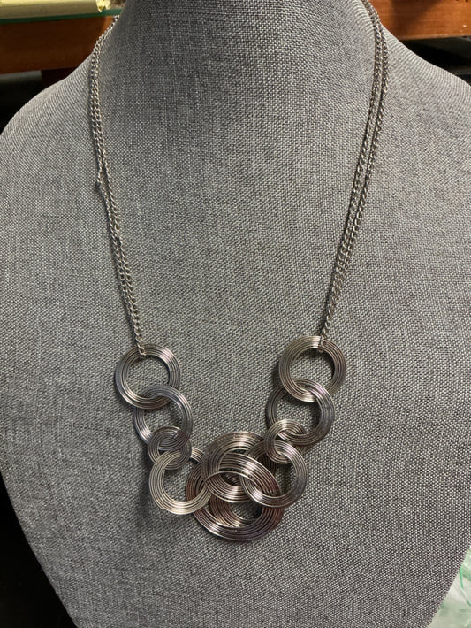 Paparazzi Necklace 2 pc Set Silver
