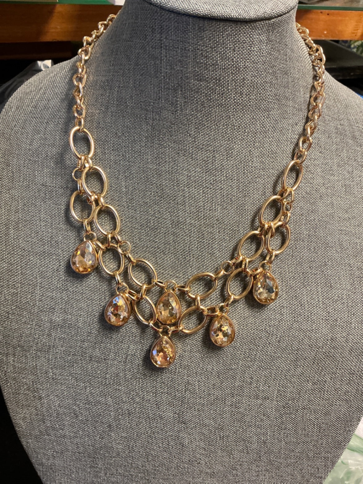 Paparazzi Necklace Gold