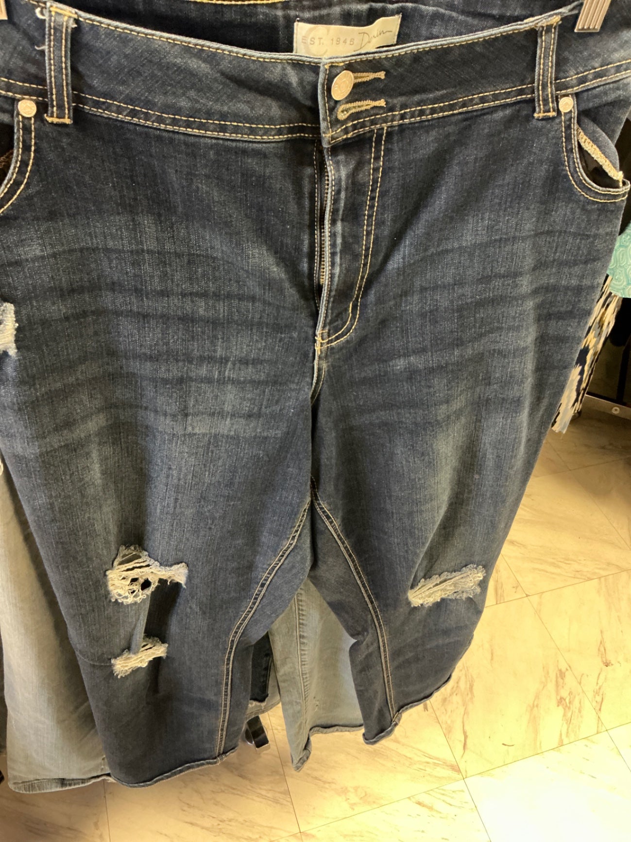 EST. 1946 Distressed Jeans 22W Dark Blue