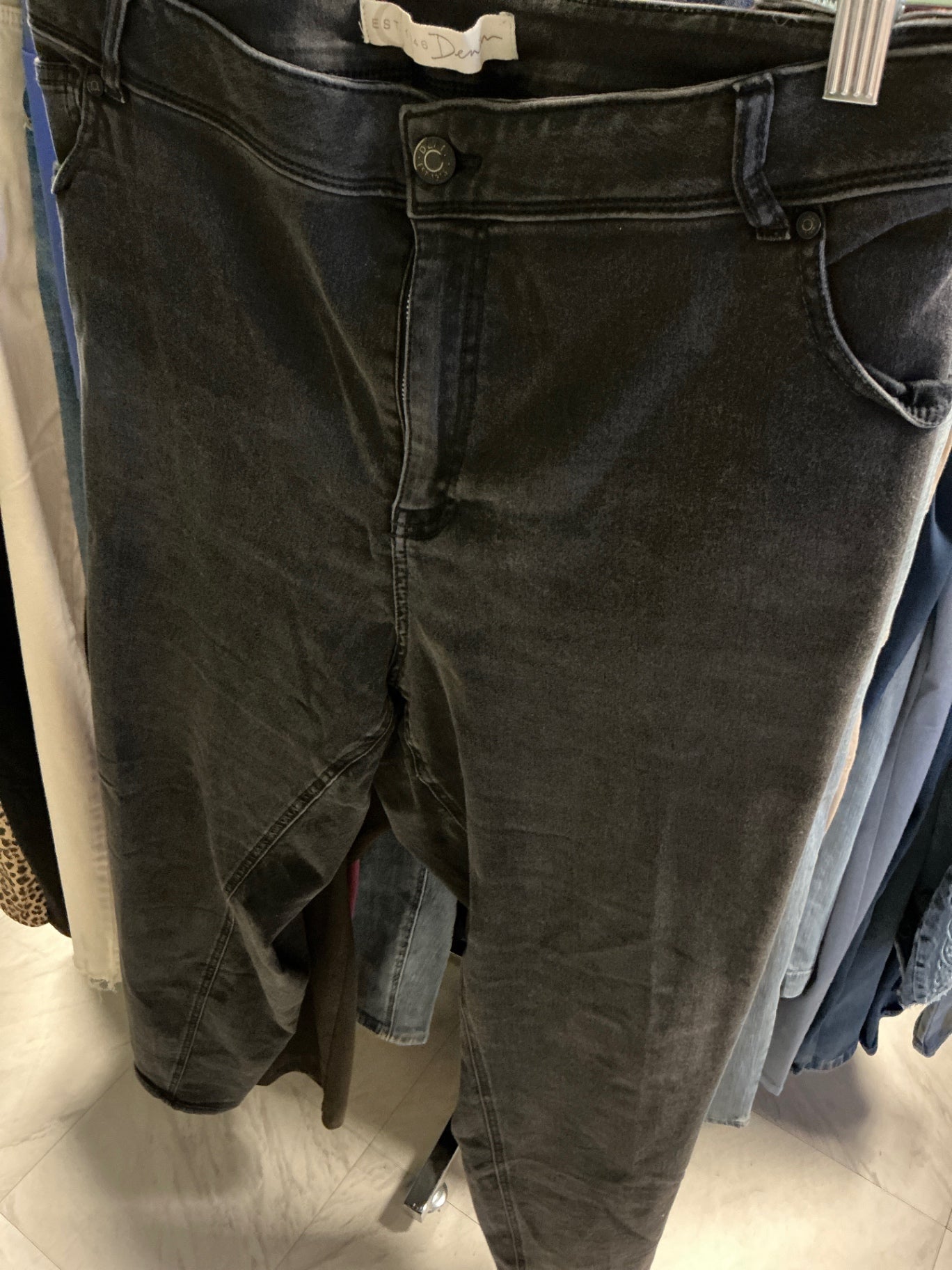 EST. 1946 Jeans Black