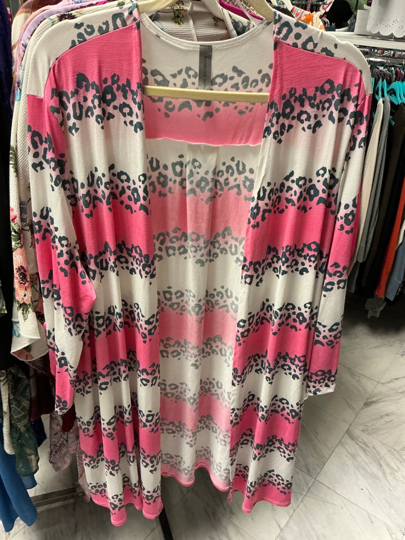 Honeyme Curvy Kimono XXXL Pink and White NWOT