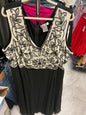 Romans Dress 26W Black and White