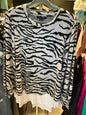Social Standard Sweater XXL Gray and Black