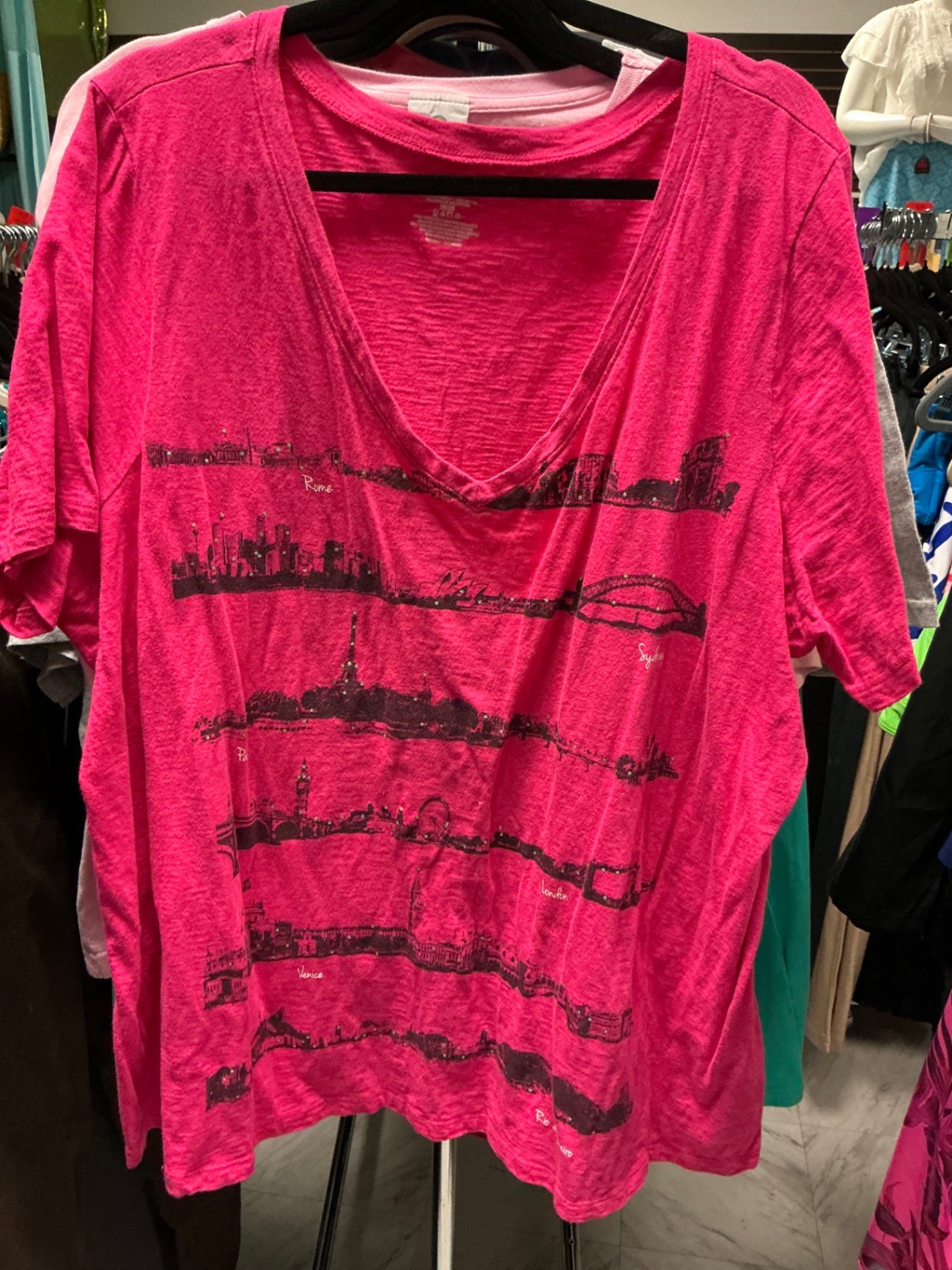 Lane Bryant T-Shirt 26/28 Pink