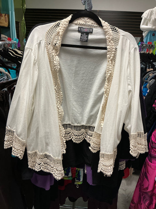 The Pyramid Collection Kimono 3X White