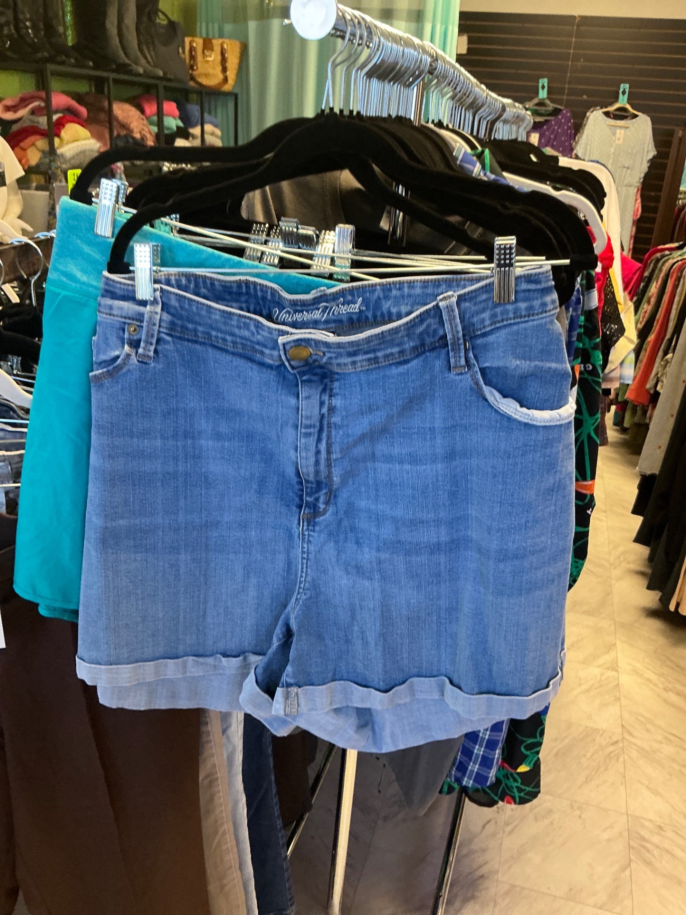 Universal Thread Shorts 26W Denim Blue
