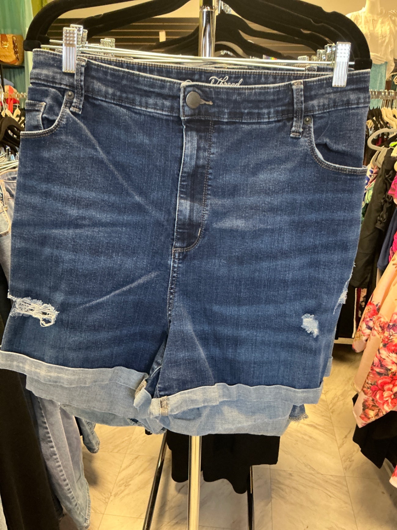 Universal Thread Denim Shorts 26W Dark Blue