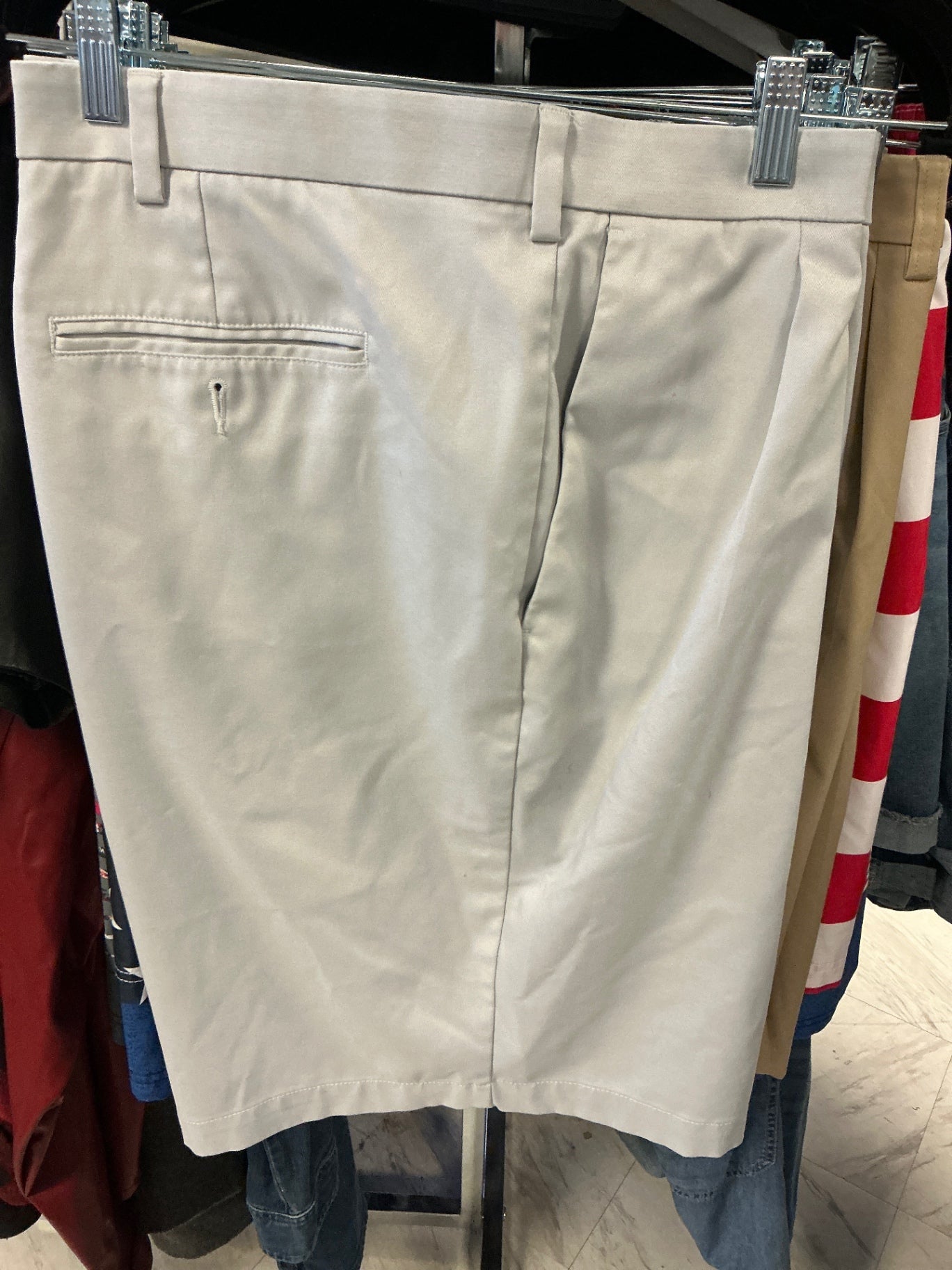 Roundtree & York Dress Shorts - Beige - 50
