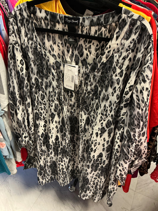 Maggie Barnes Top - Black and White - 5X NWT
