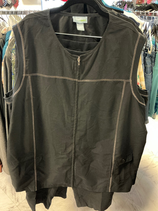 Lilly & Me Sleeveless Track Suit - Black - 4X