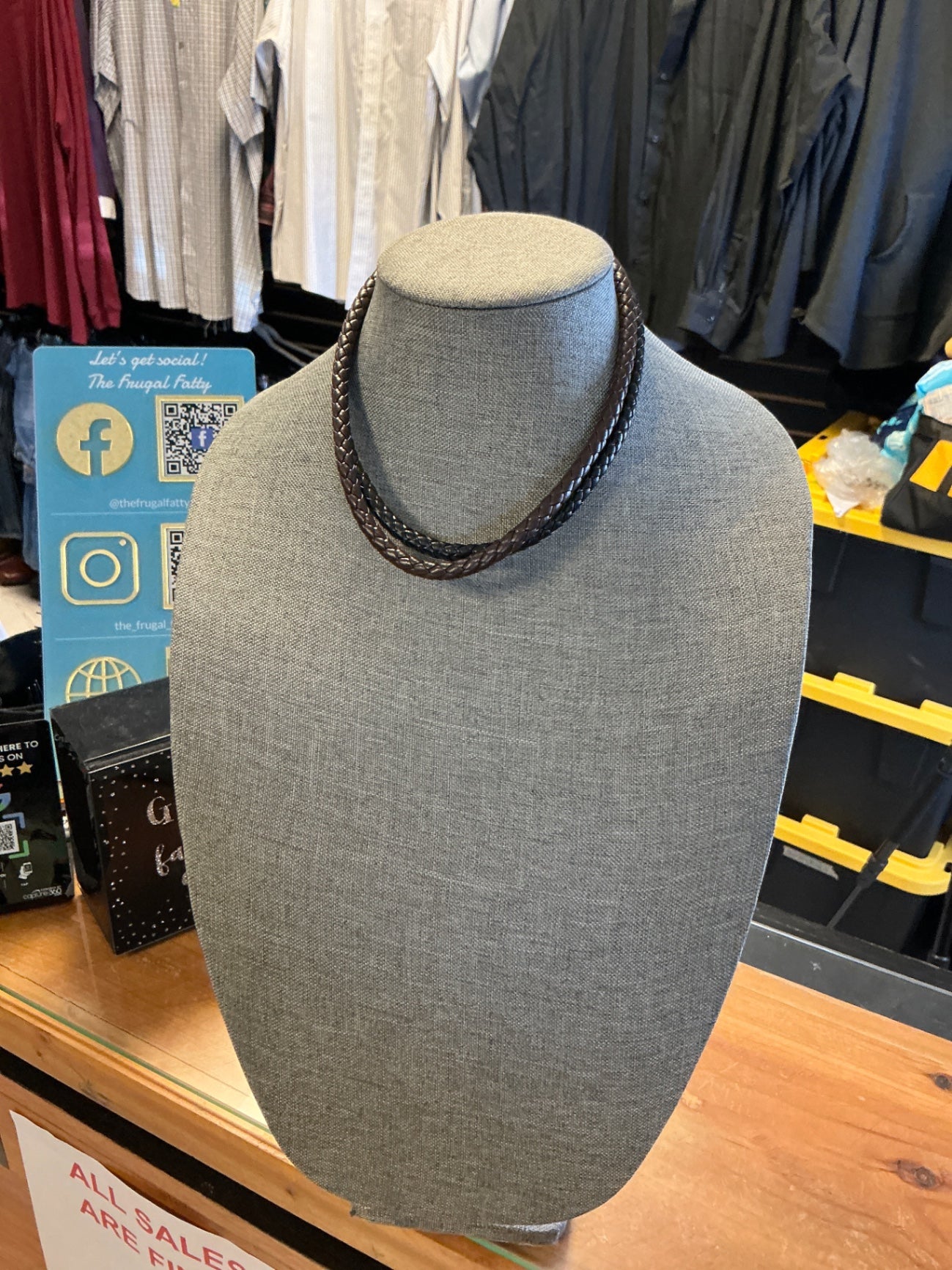 Necklace - Dark Brown -