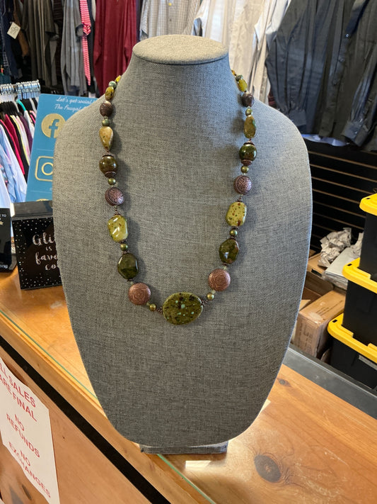Necklace - Green and brown -