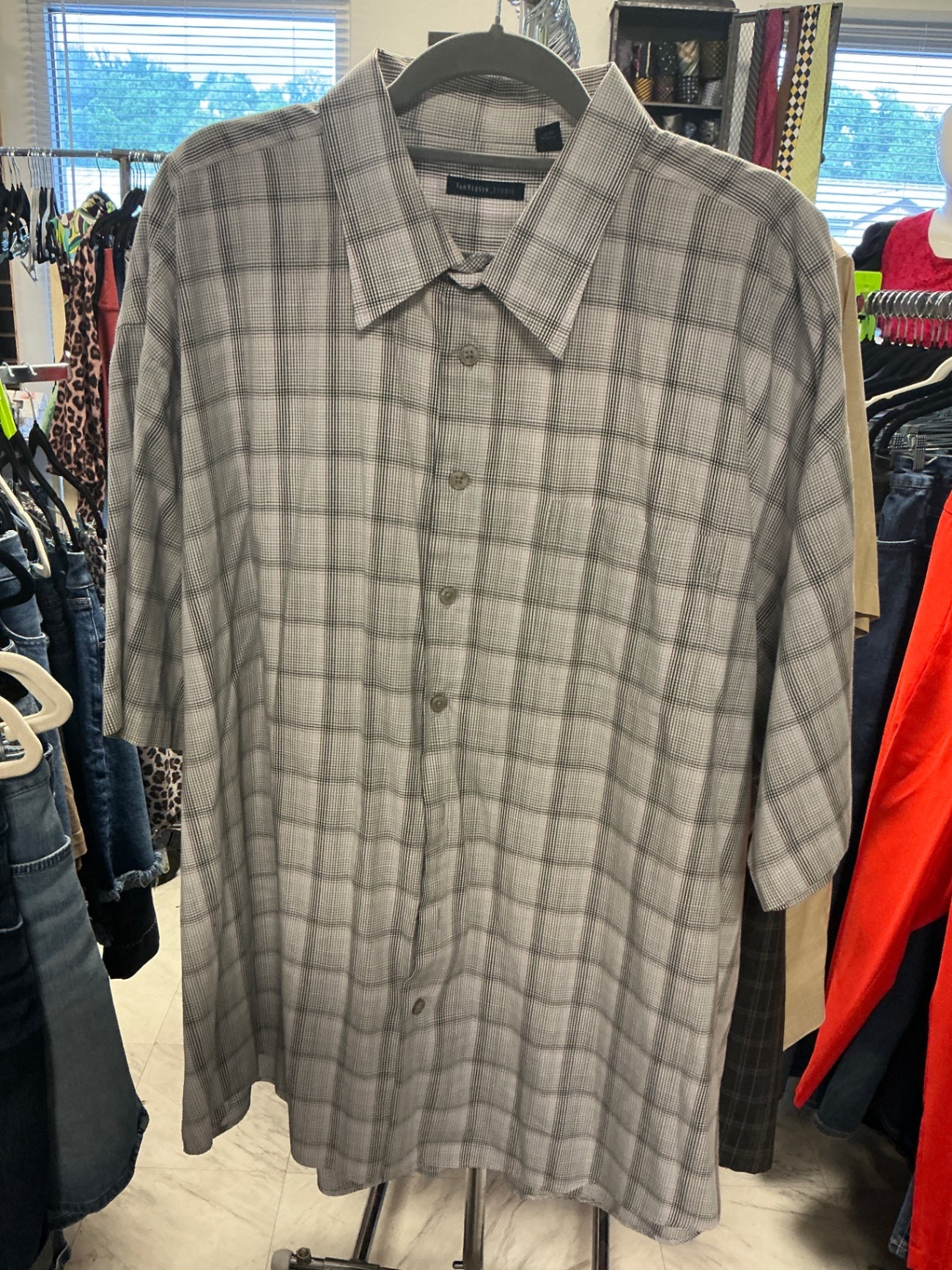 Van Heusen Short Sleeve Button Up Shirt - Grey - 3XLT