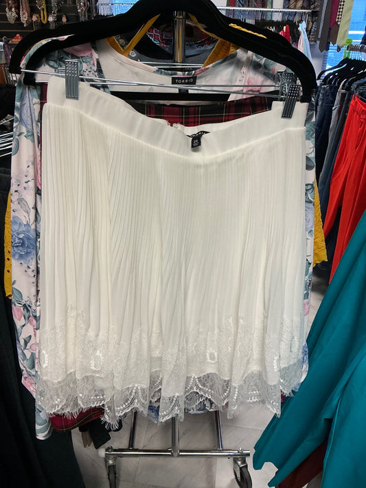 Torrid Skirt - Cream/Off-white - 20