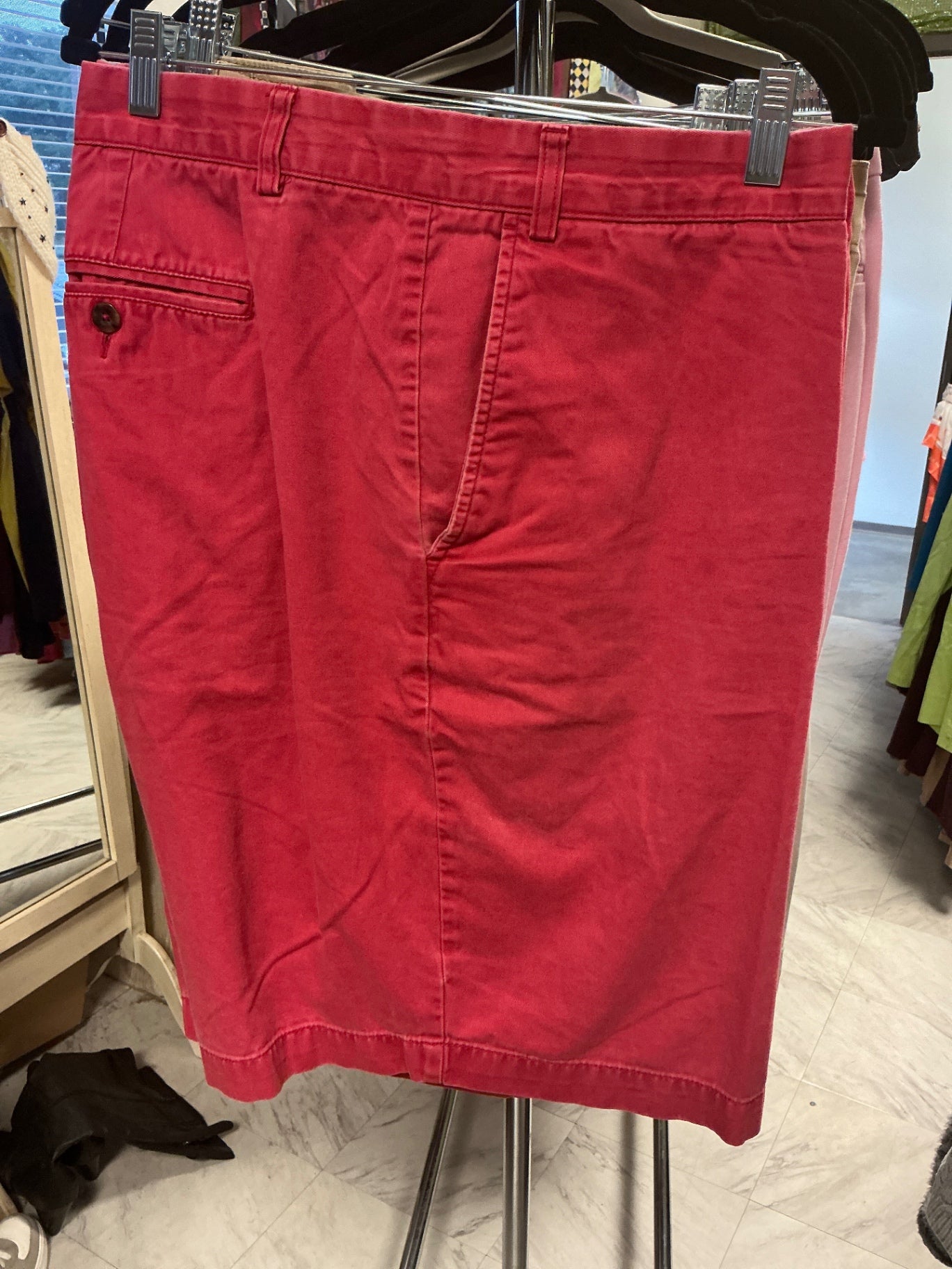 Roundtree & Yorke Shorts - Red - 52