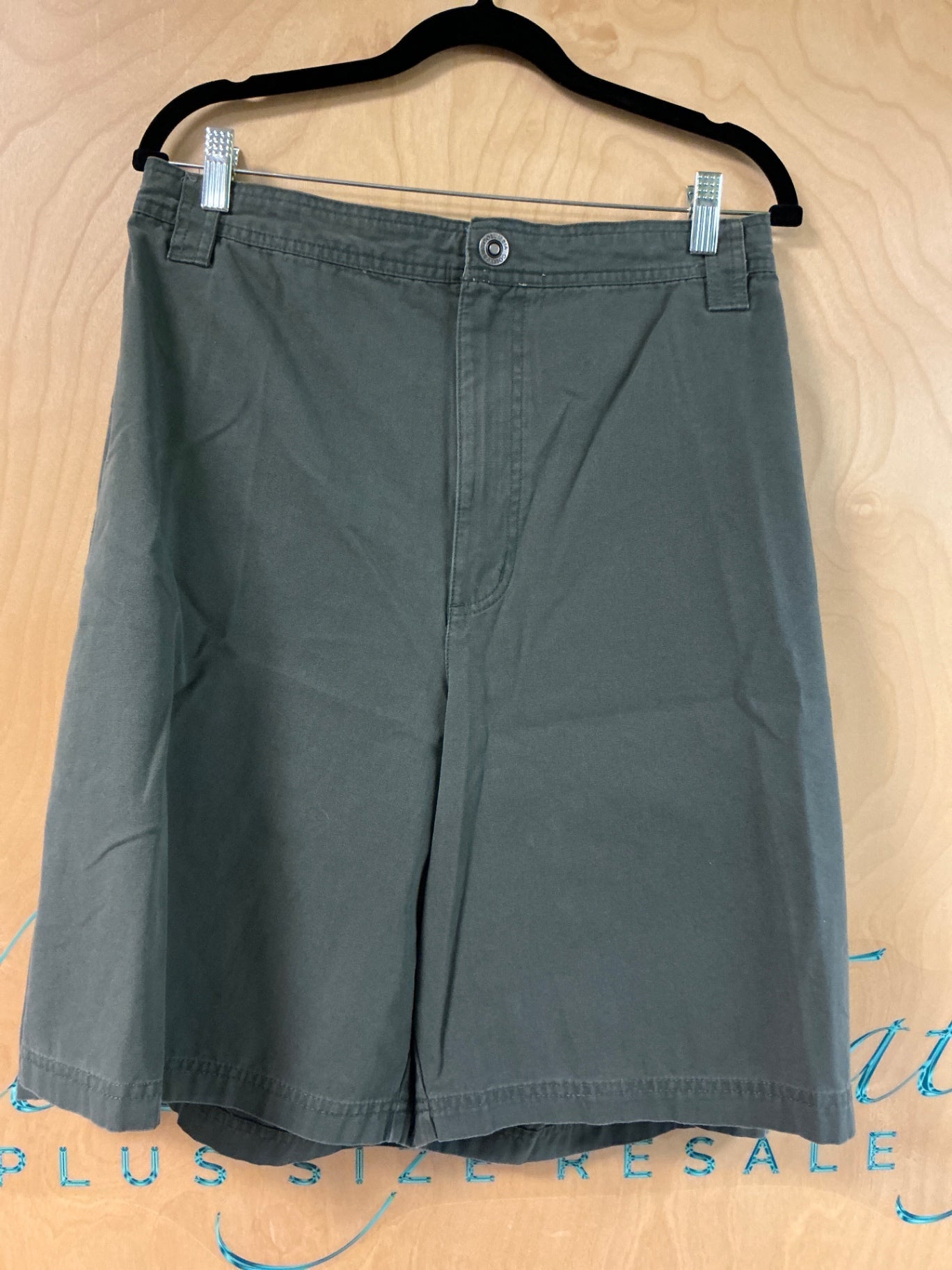 Columbia Cargo Shorts - Gray - 54W