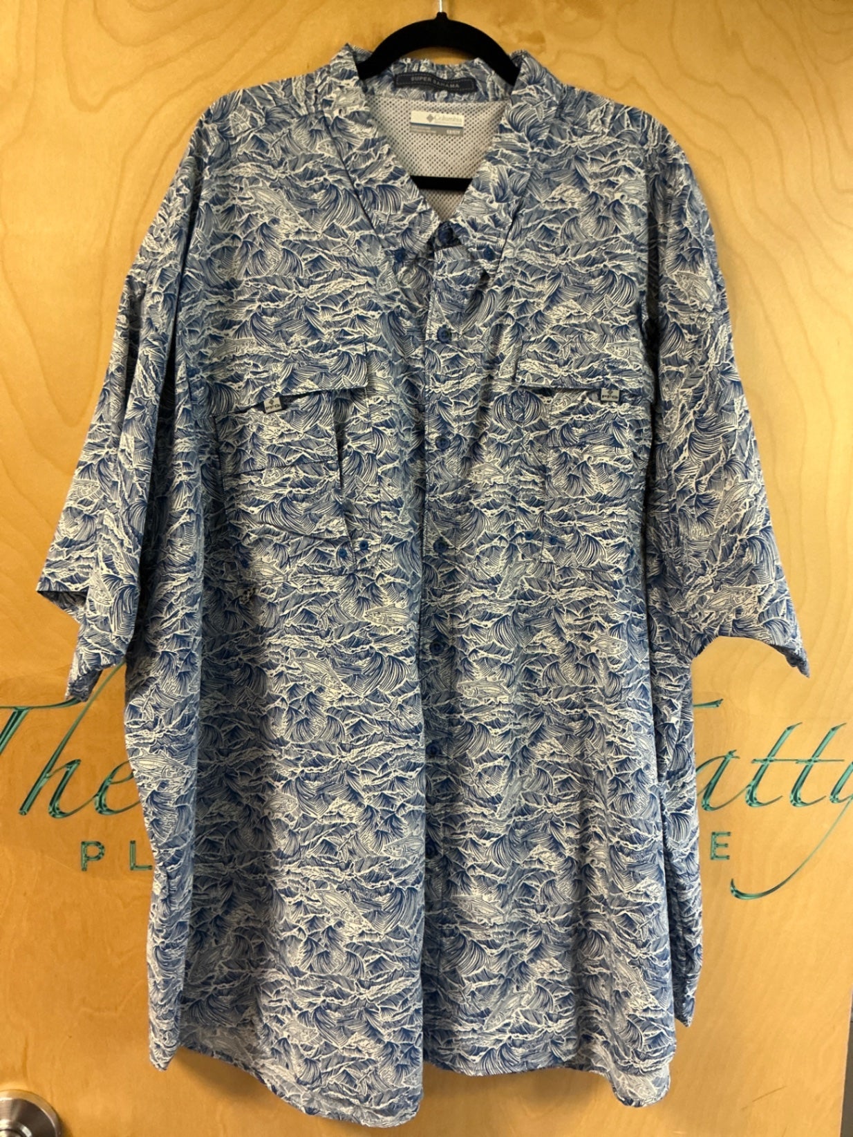 Columbia Short Sleeve Button-Up Shirt - Blue and white - 5X