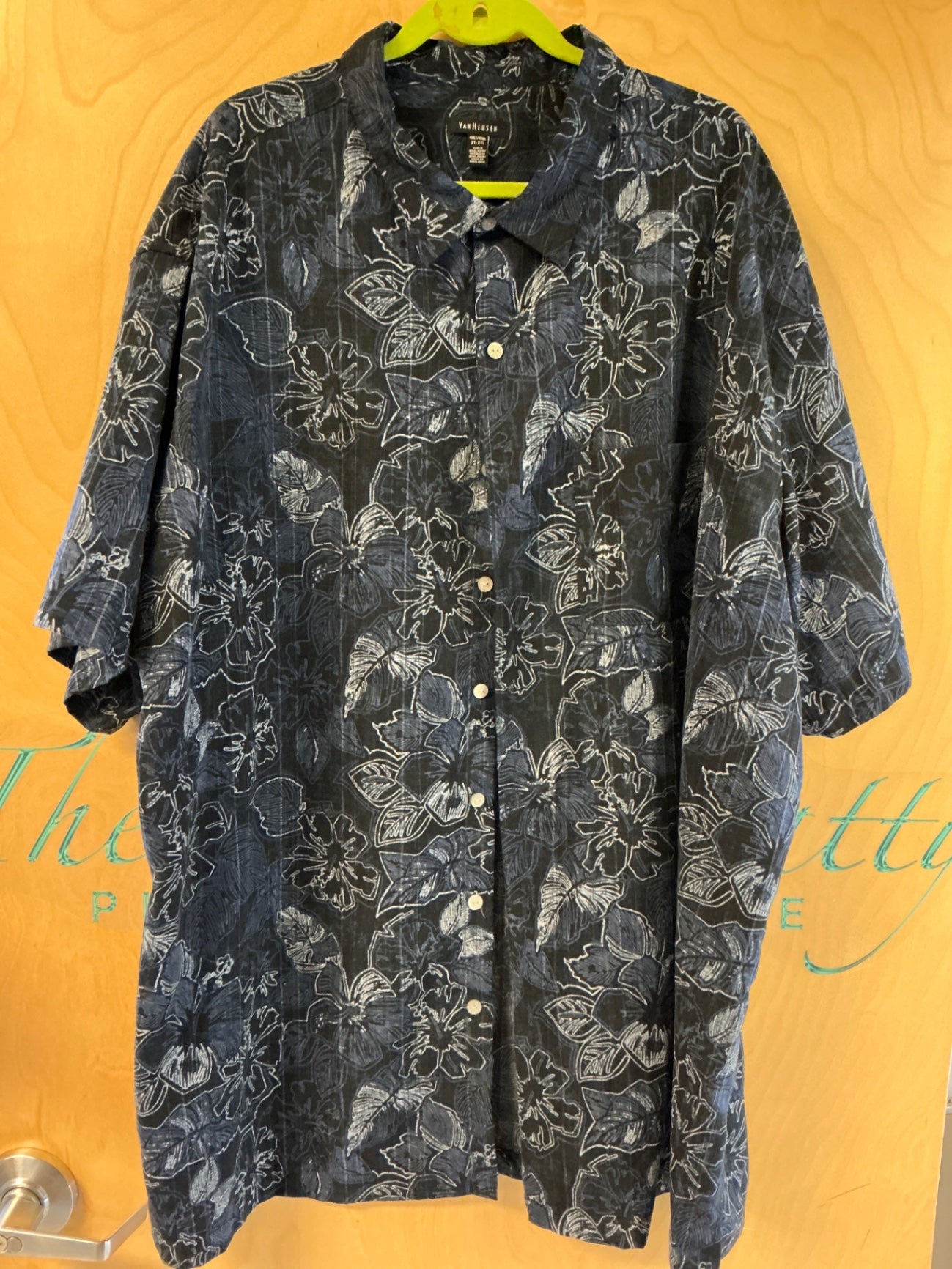 Van Heusen Short Sleeve Button-Up Shirt - Navy Blue with white floral pattern - 4XLT