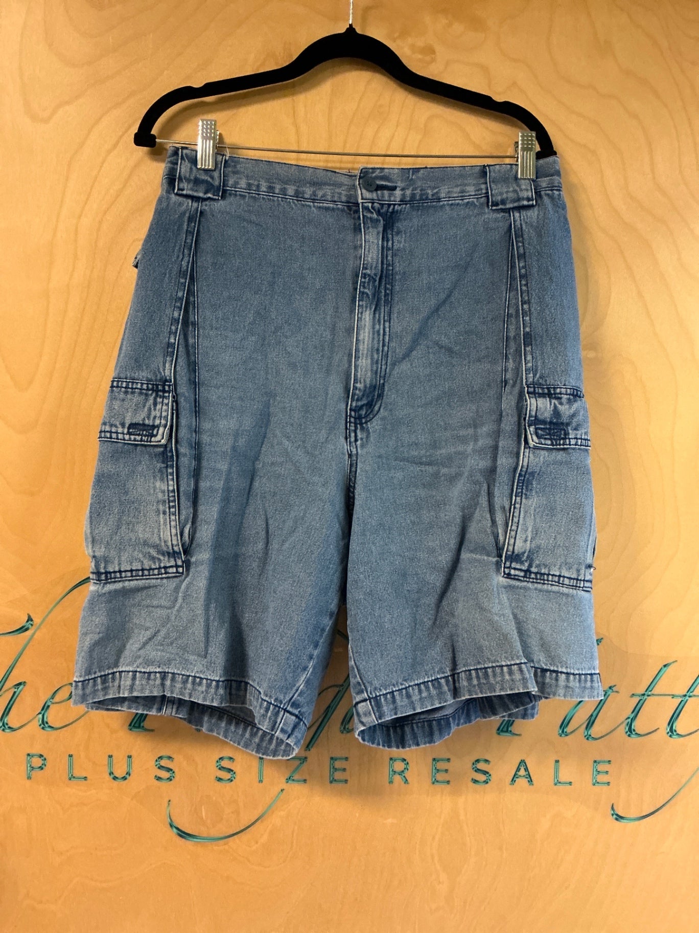 St John’s Bay Cargo Shorts - Light Blue - 54