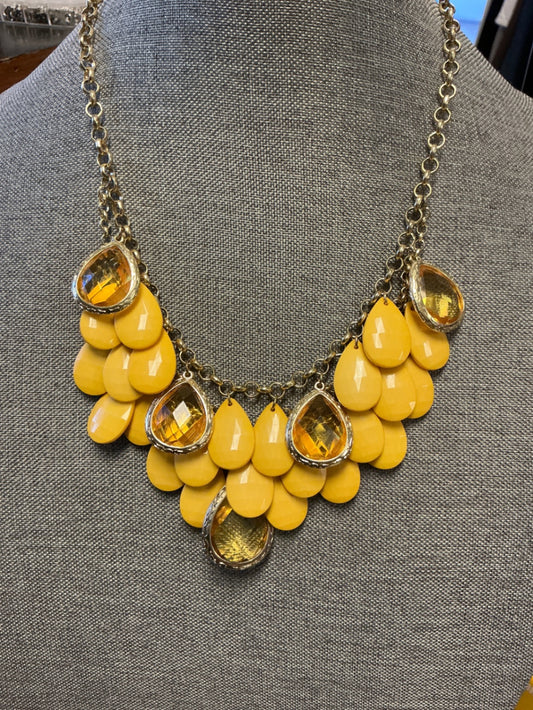 Necklace - Yellow and Gold -