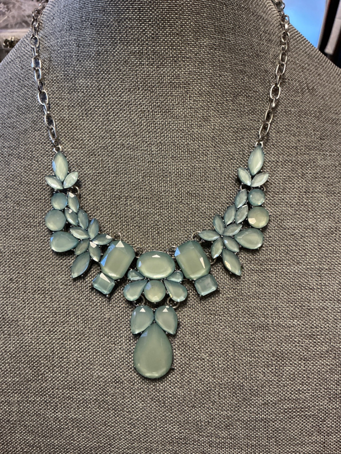 Necklace - Light Teal -