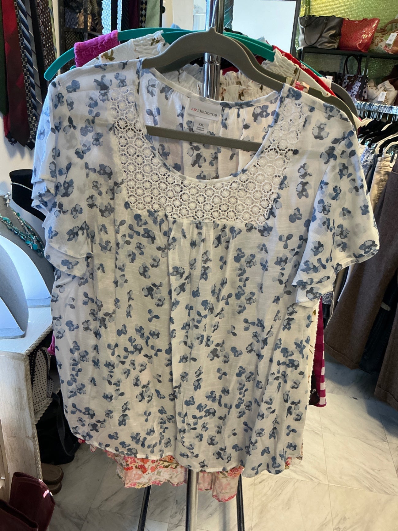 Liz Claiborne Blouse - White with Blue floral pattern - XXL